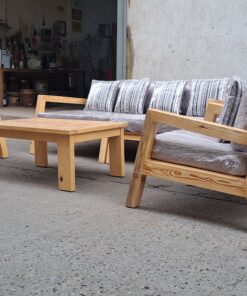 Alternative view of VARGAS OTURMA GRUBU